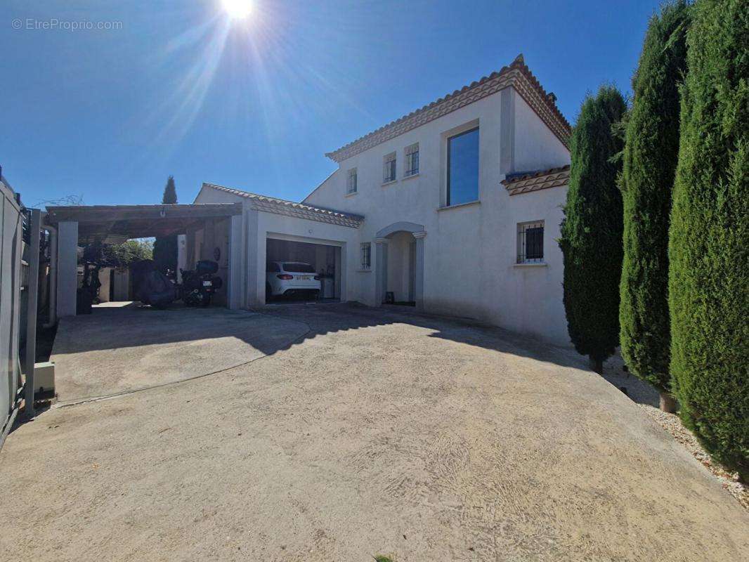 Maison à AIGUES-MORTES