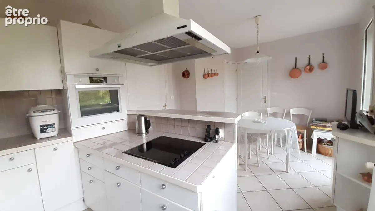 Maison 172 m² à Echire  - photo 5