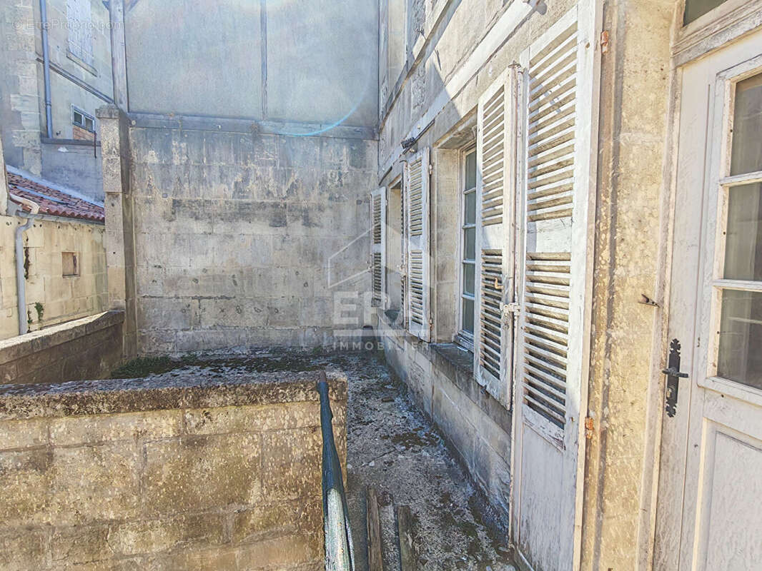 Immeuble 170m² à cognac - photo 15
