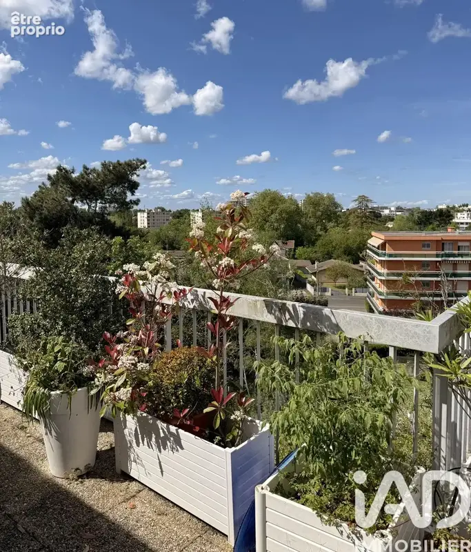 Photo 1 - Appartement à BORDEAUX