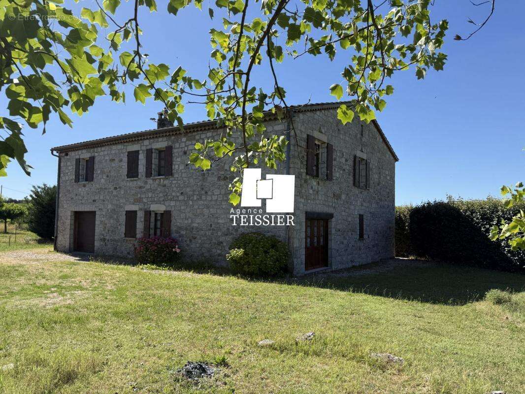 Maison à LABLACHERE