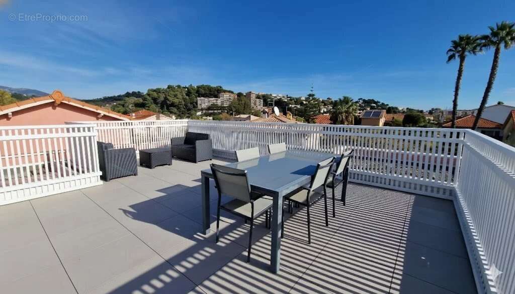 Appartement à CAGNES-SUR-MER