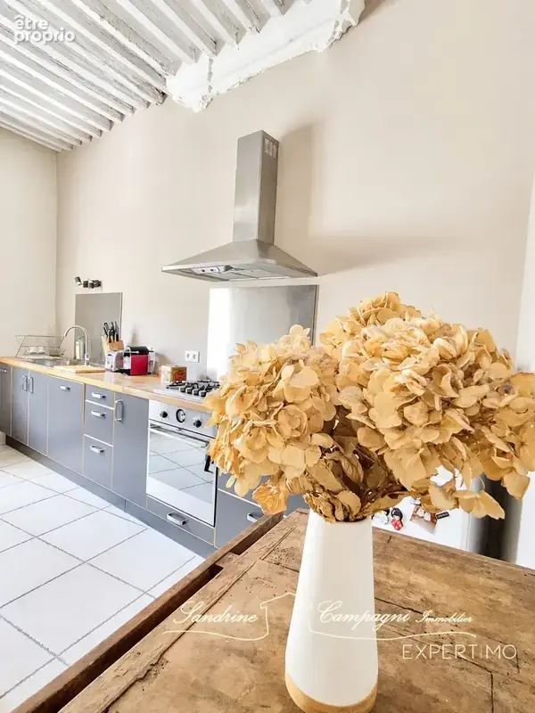 Charmante maison de village T7 avec extérieur et annexe - photo 5