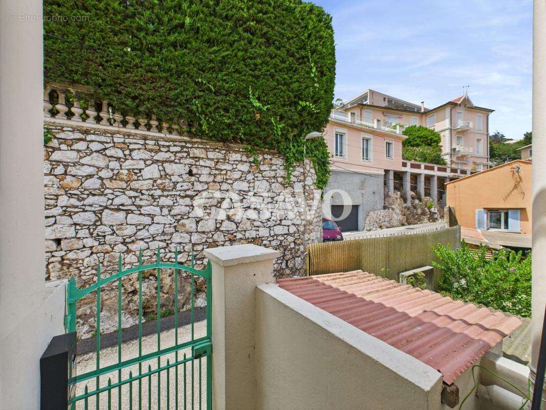 Appartement à VILLEFRANCHE-SUR-MER