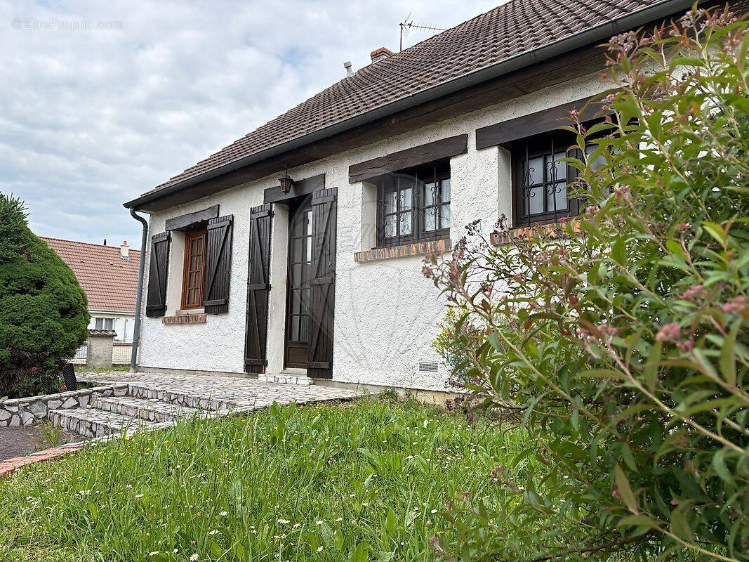 Maison à OLIVET