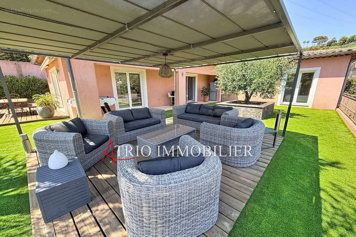Maison 150 m² à Cagnes-Sur-Mer  - photo 5