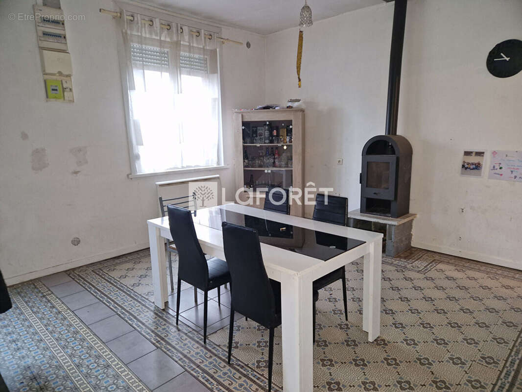 Maison à BEAUREVOIR