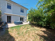 Maison à MONDONVILLE