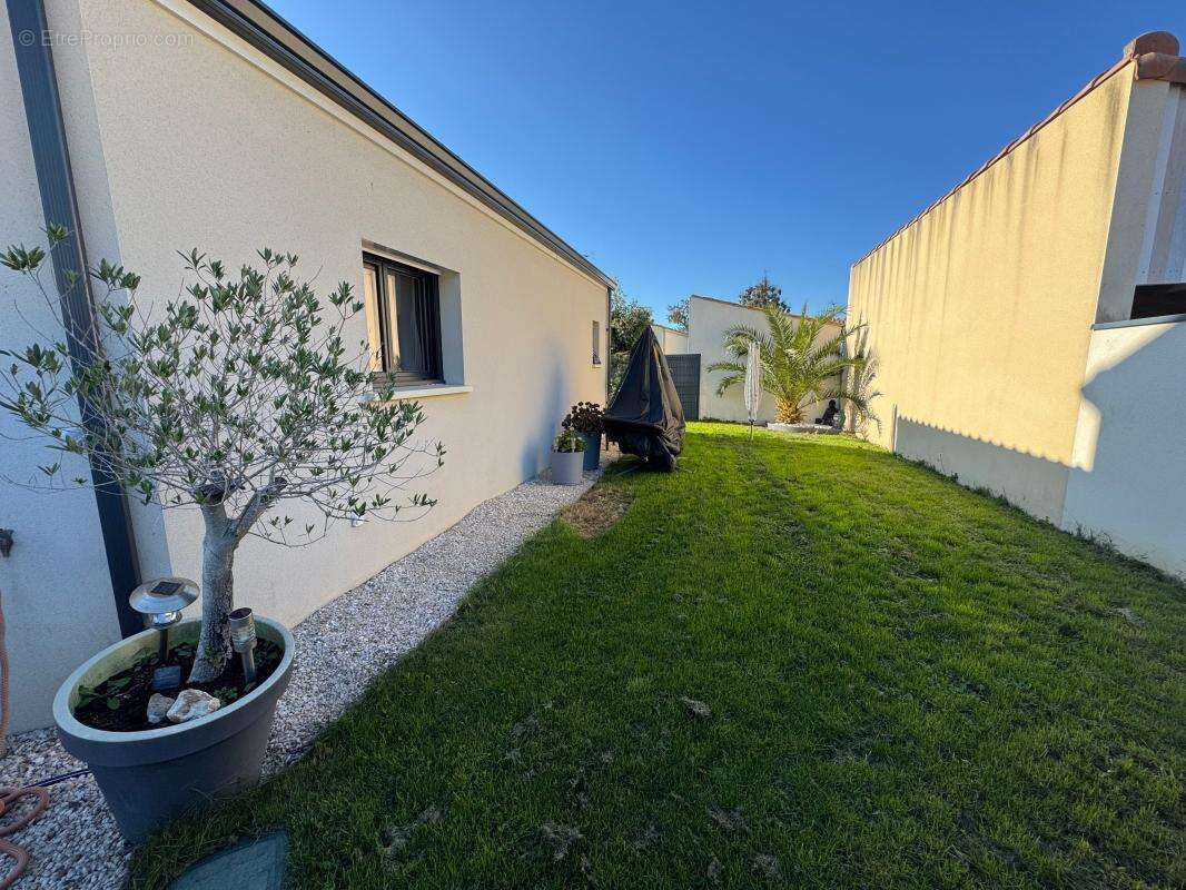Maison à SAINT-SULPICE-DE-ROYAN