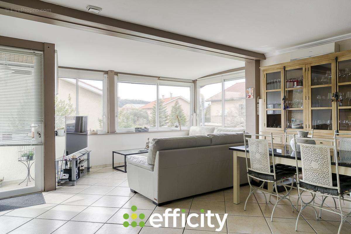 Maison à CHASSE-SUR-RHONE