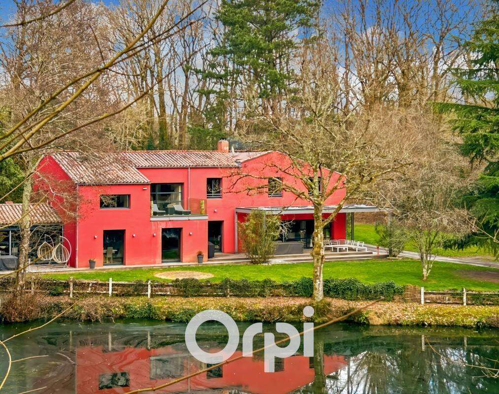 Maison à LA ROCHE-SUR-YON