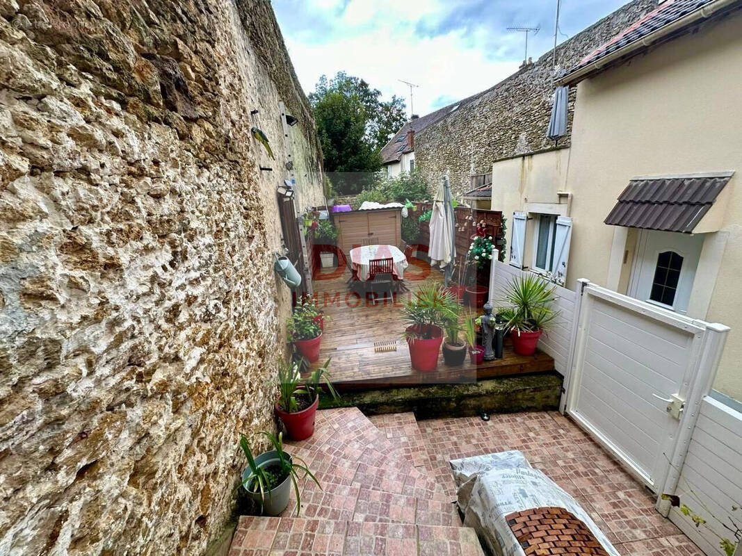 Appartement à TOURNAN-EN-BRIE