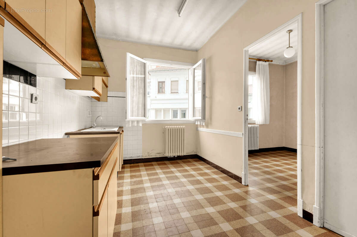 Commerce à TOULOUSE