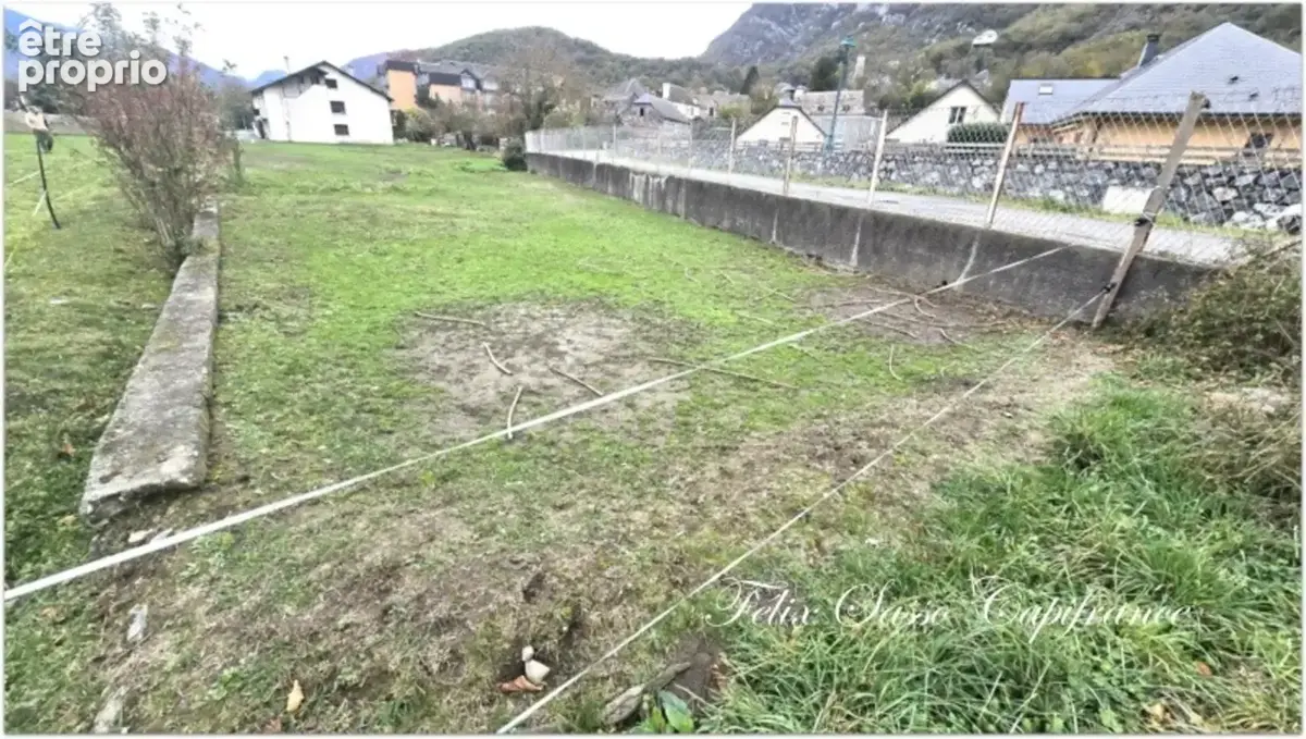 Terrain à vendre  AGOS VIDALOS (65) de 900m2 Secteur recherché , proche Argeles-Gazost et Lourdes - photo 3