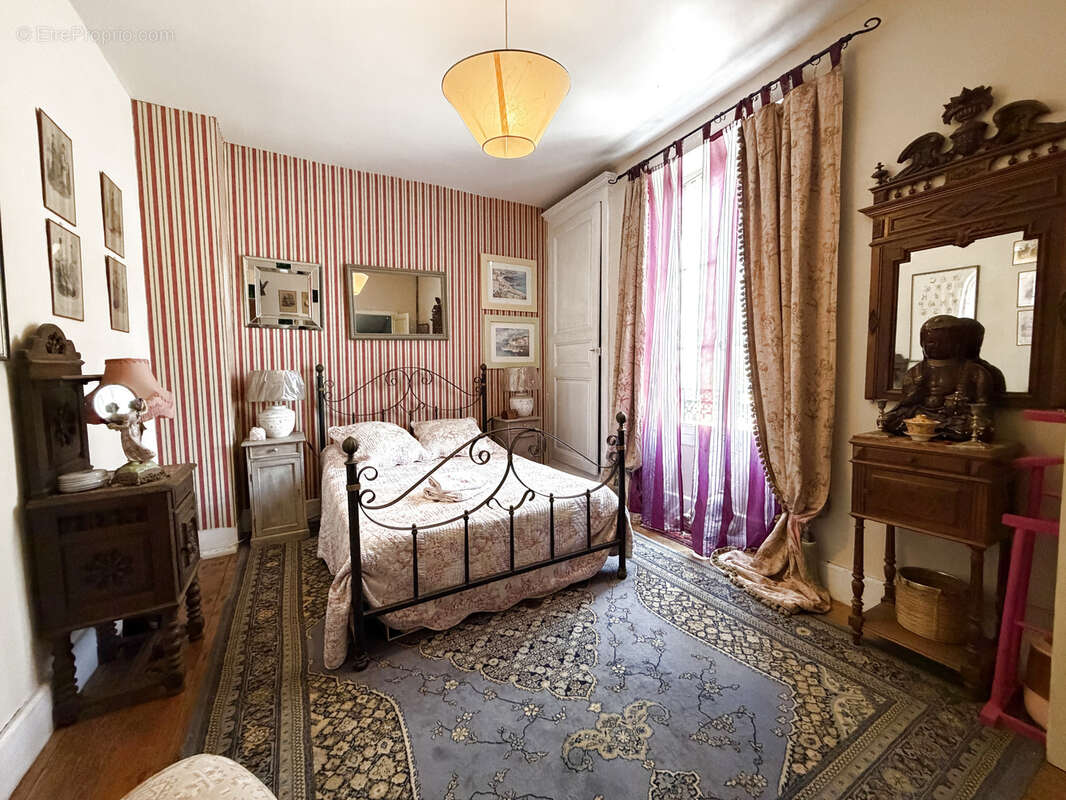 Propriété de caractère - photo 12