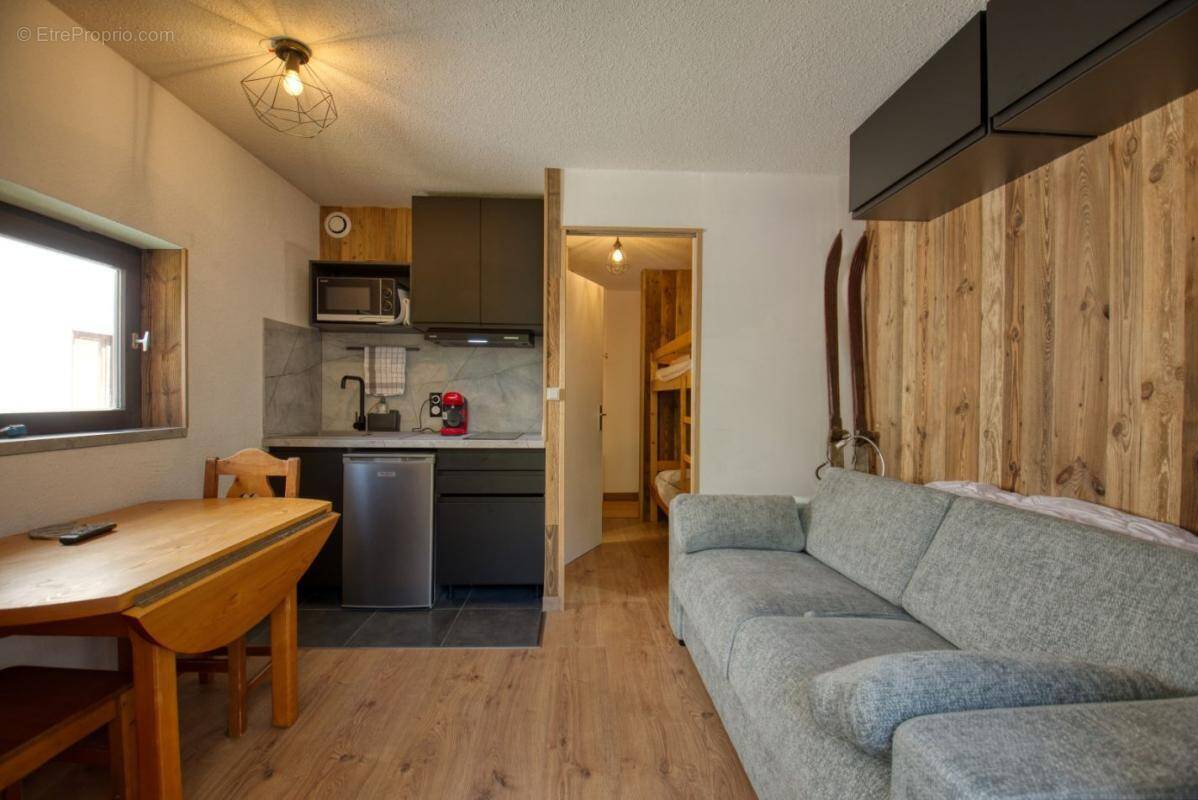 Appartement à MORILLON