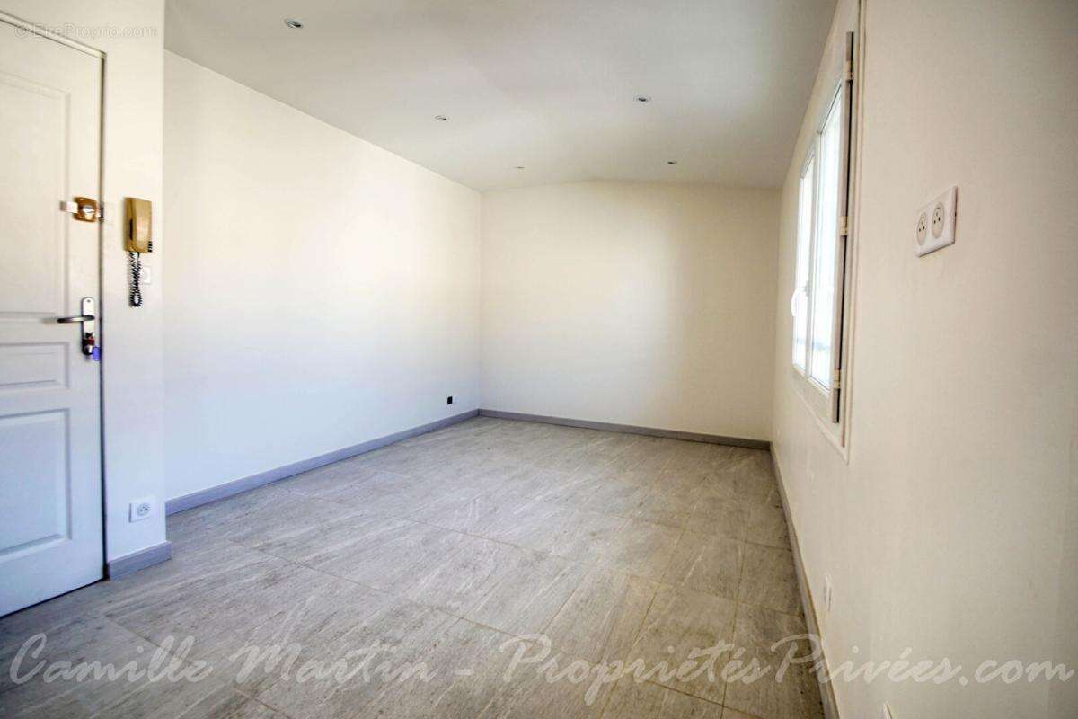 Appartement à SAINT-RAPHAEL