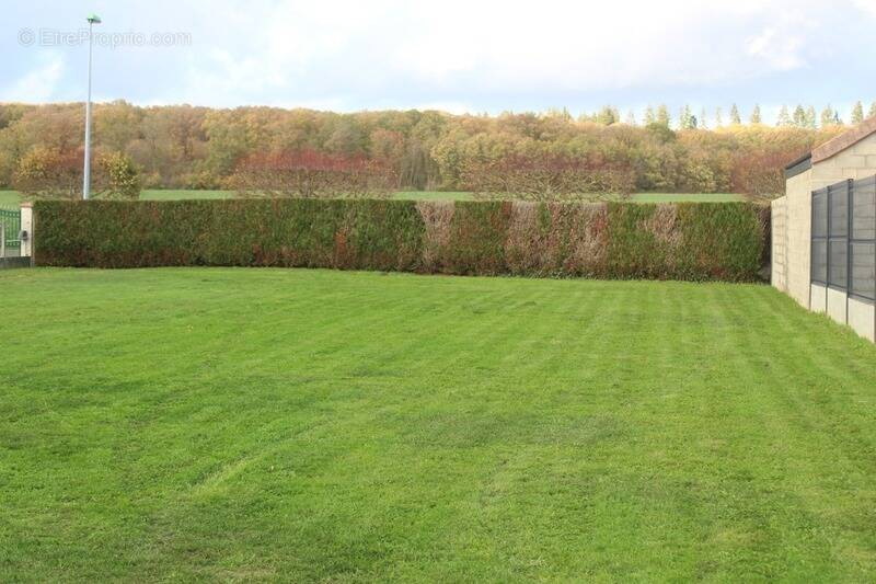 Terrain à SAINT-AUBIN-DES-BOIS