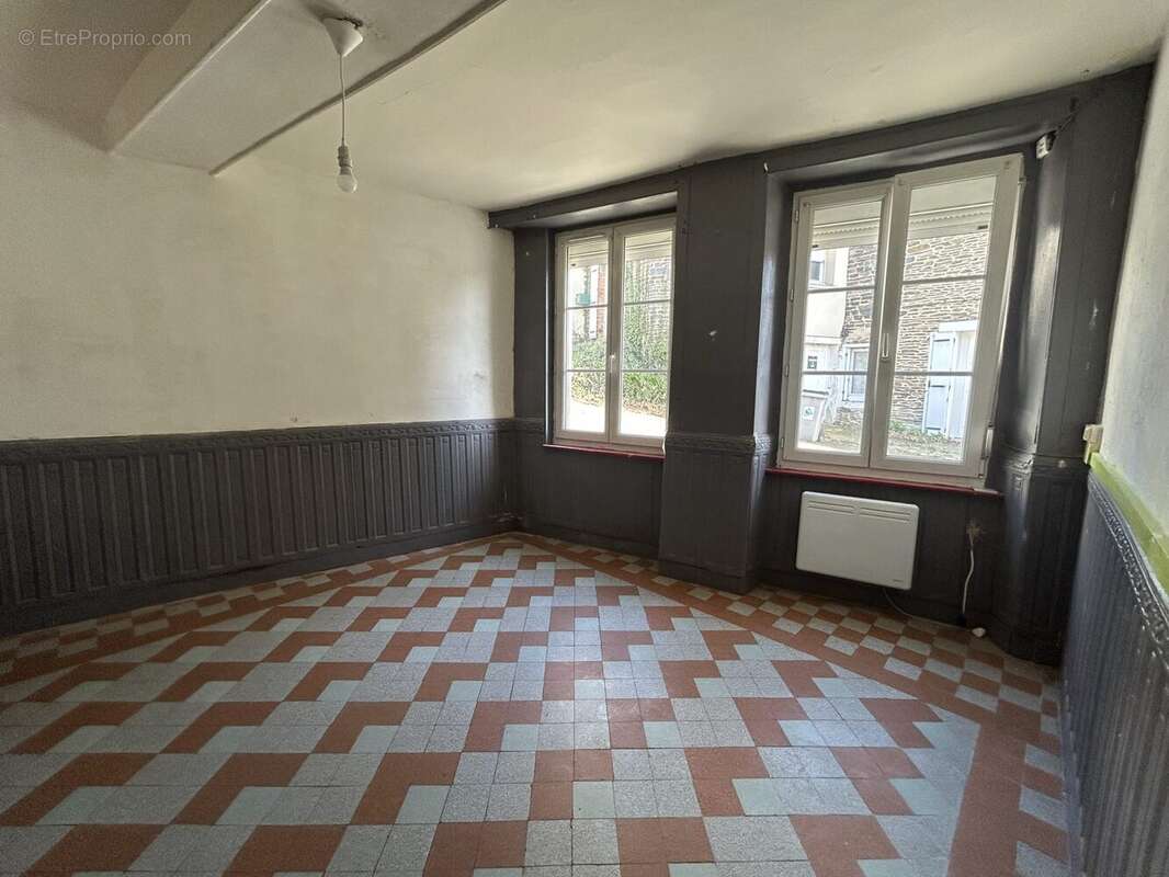 Maison à FALAISE
