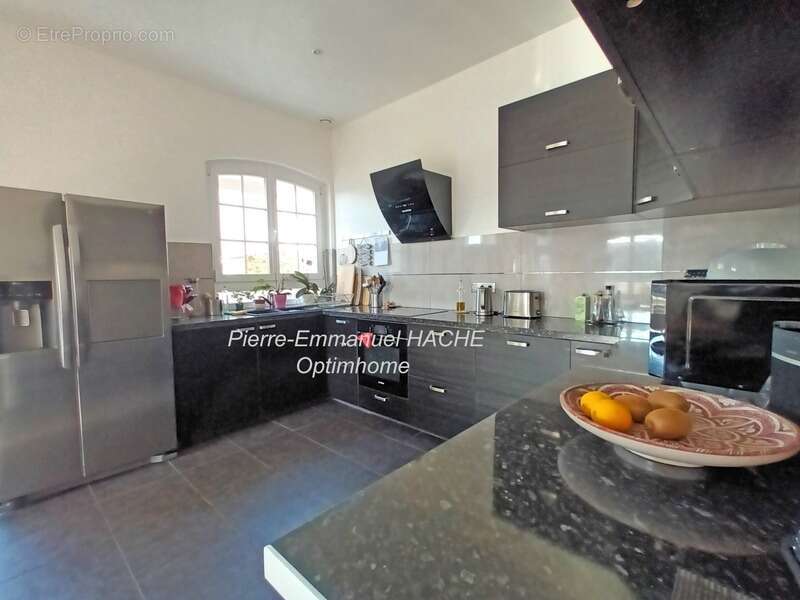 Appartement à MAREIL-MARLY