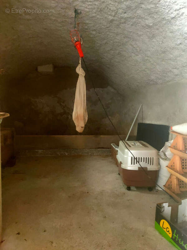 Maison familiale de 129,63 m² - La Ville-aux-Dames proche gare école commerces - photo 23