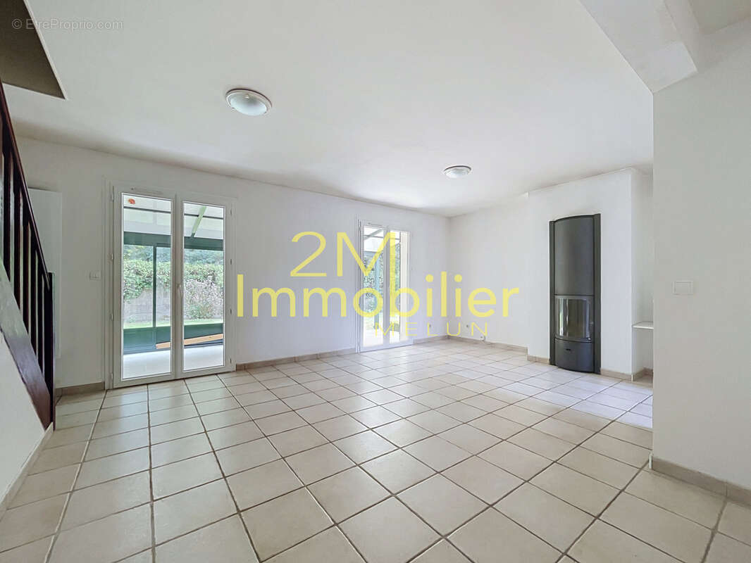 A vendre - maison familiale - photo 2