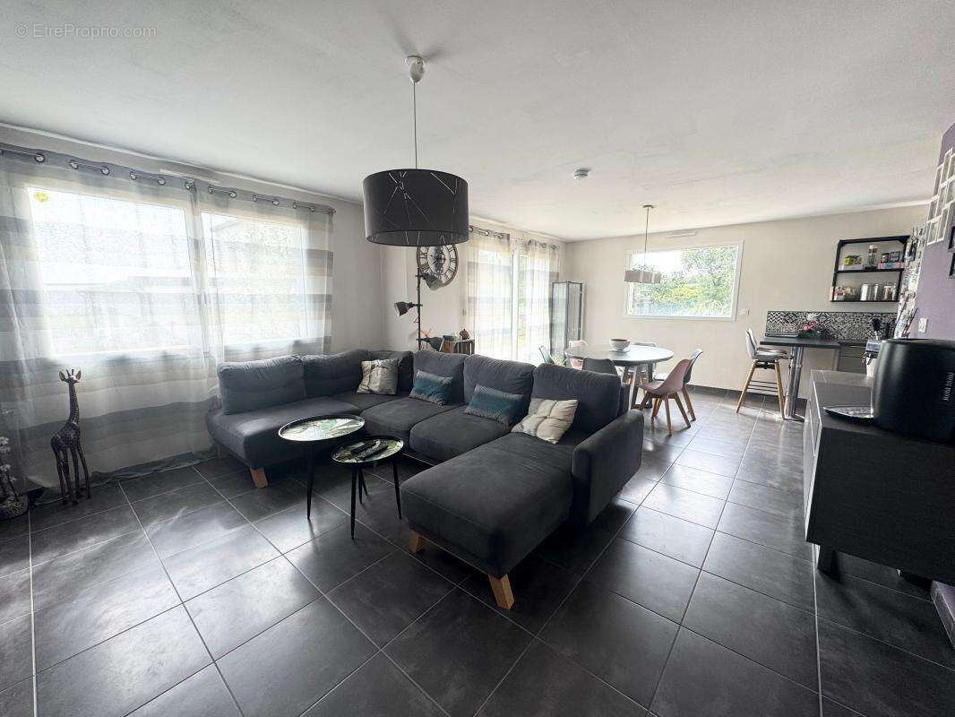 Maison à SAINT-RENAN