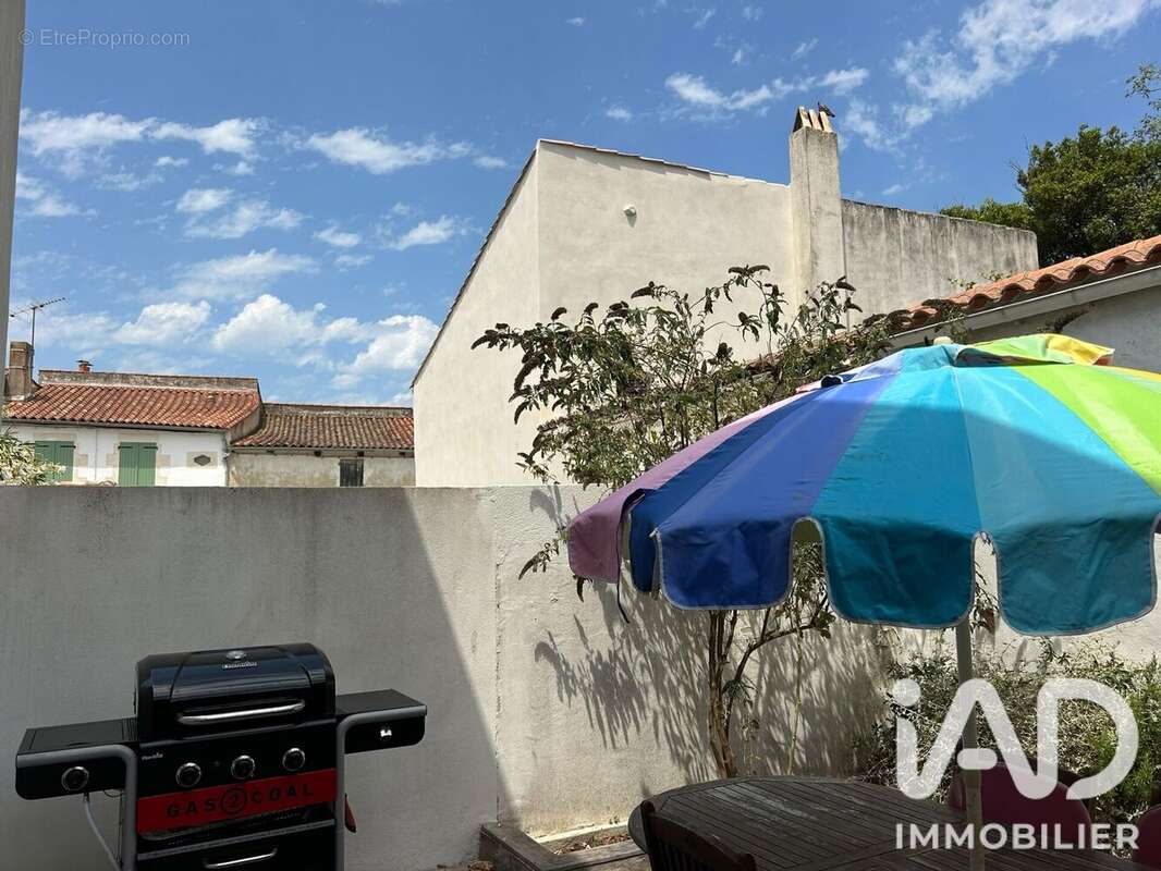 Photo 2 - Maison à LA FLOTTE