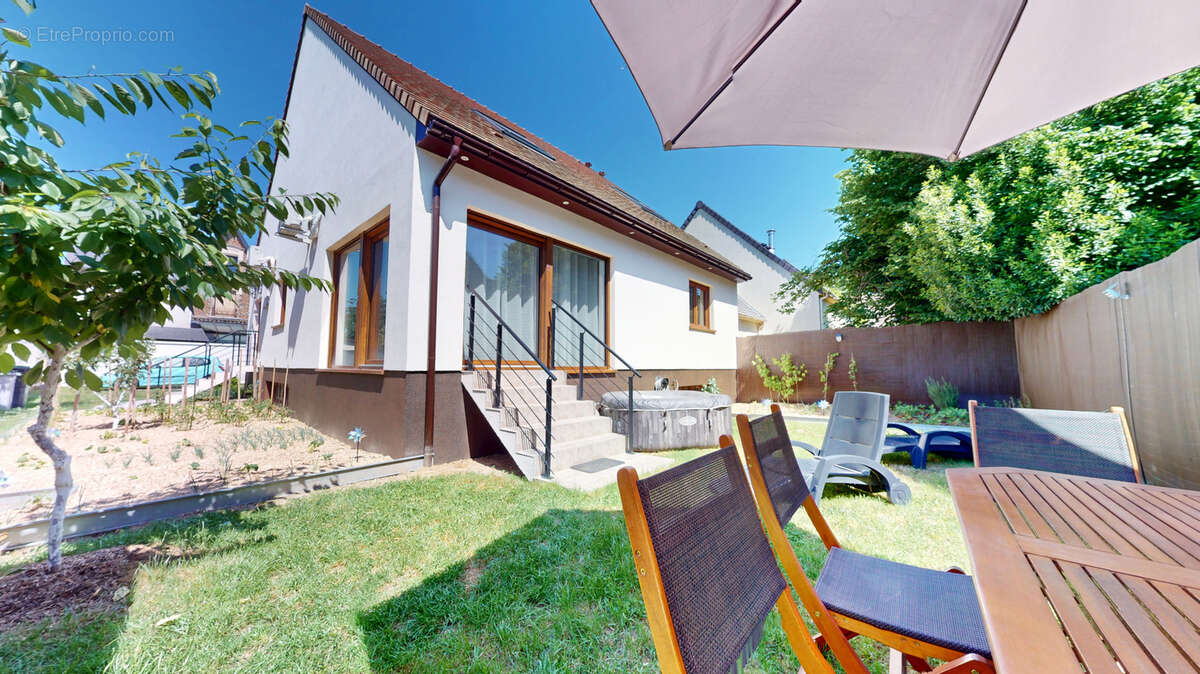 Maison en plein centre de Corrmeilles-en-Parisis à deux pas de la gare - photo 15