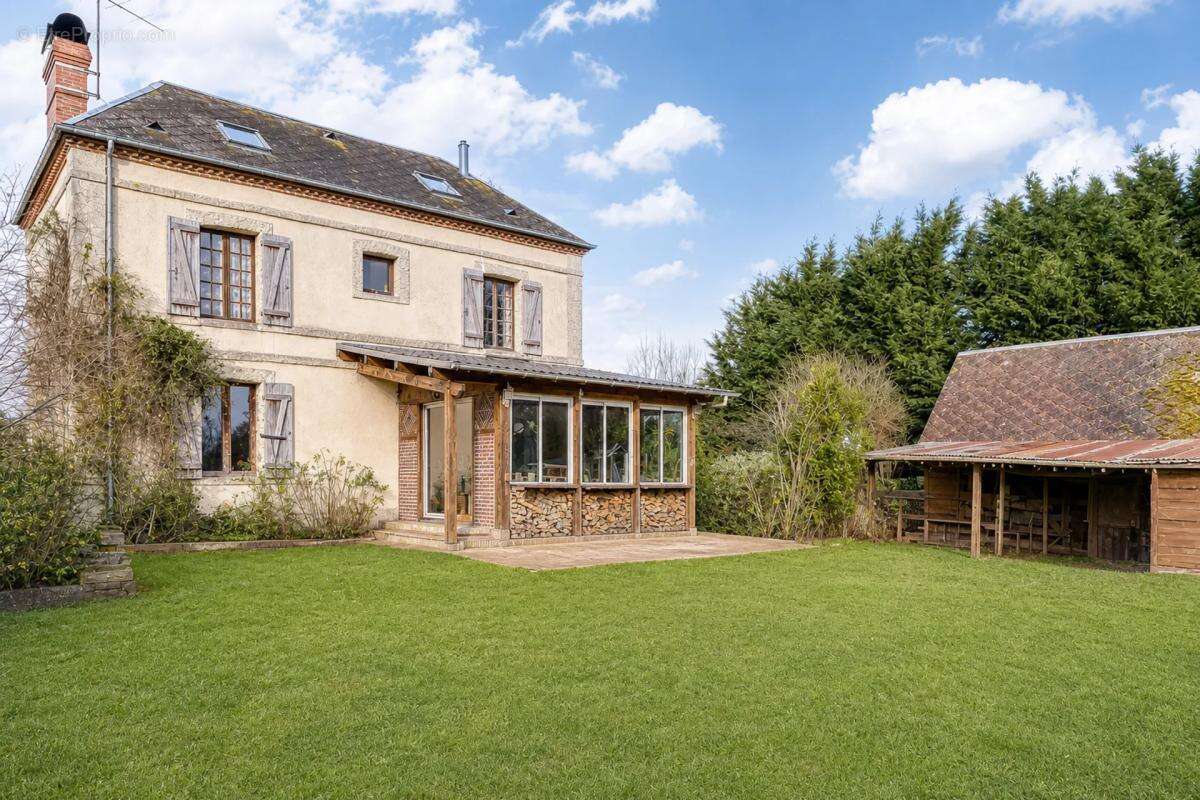 Maison 6 pièces avec grand jardin et potentiel - photo 3