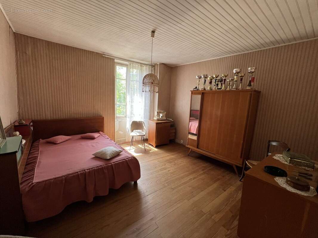 Maison 99 m² à Castelsagrat  - photo 9