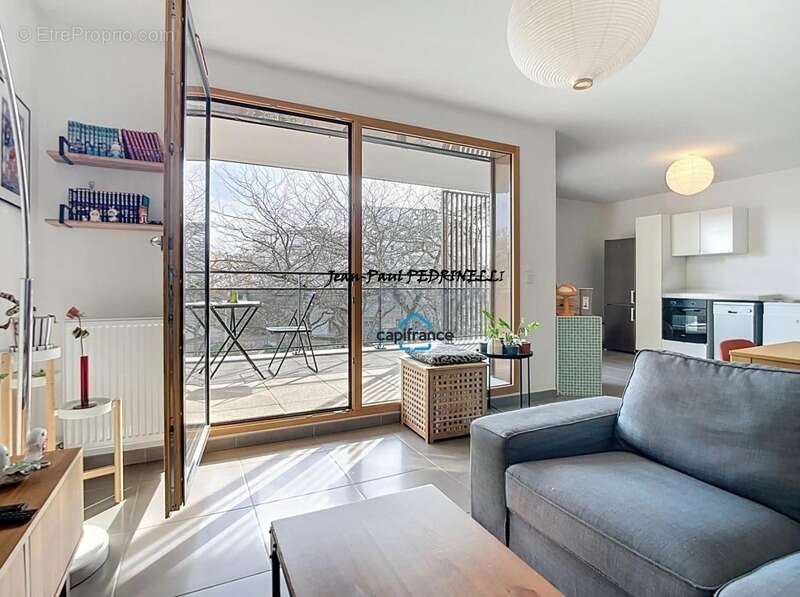 Appartement à LYON-8E