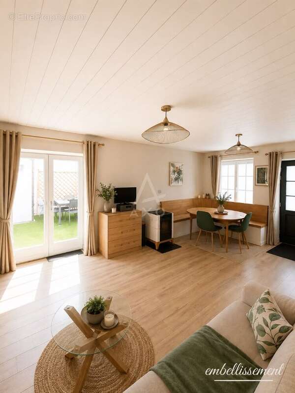 Maison renovee t4 avec cour - photo 2