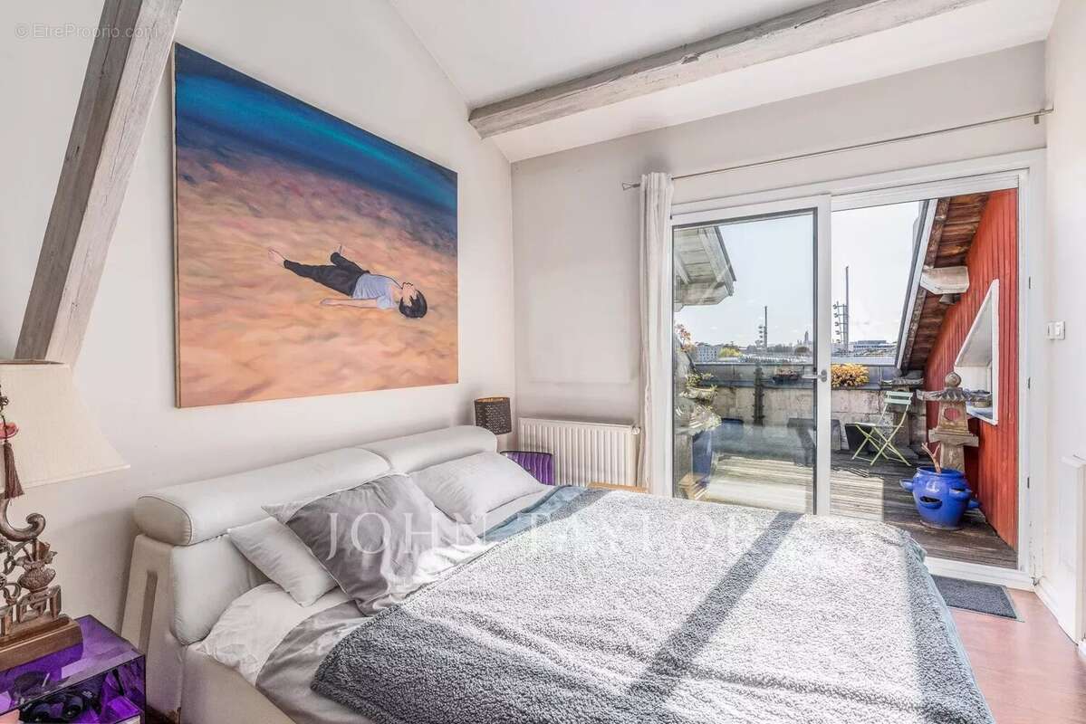 Appartement à BORDEAUX