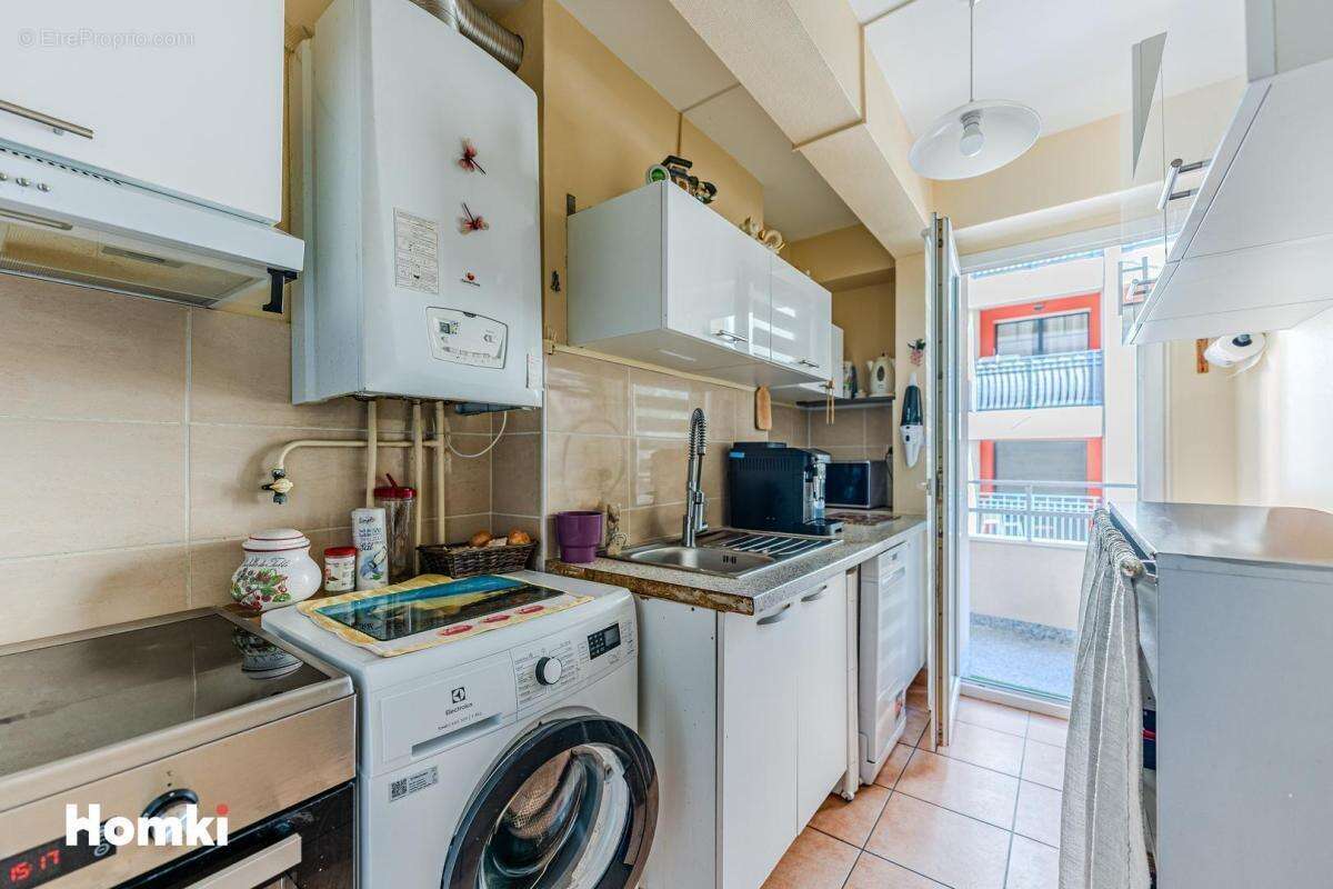 Appartement T3 de 55 m2 à Arcachon 33120, Rue Molière - photo 5