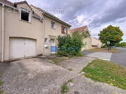 Maison à SAINT-PIERRE-DU-PERRAY