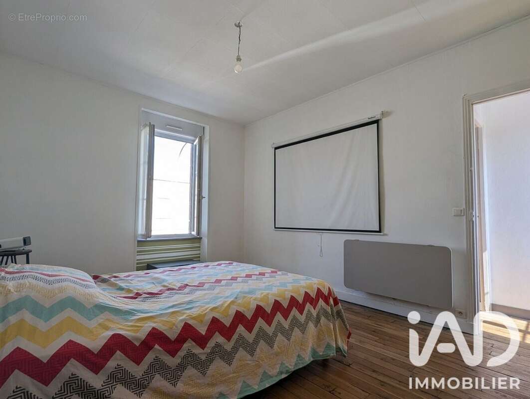 Maison 86 m² à Thouars  - photo 8