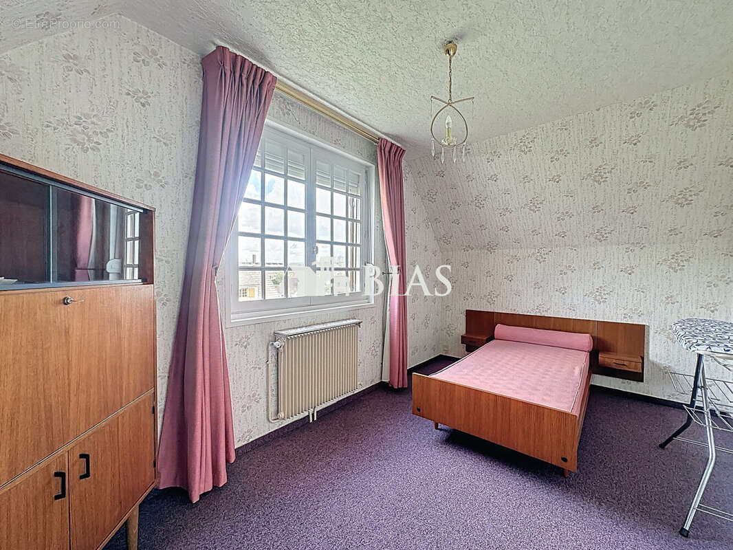Chambre 1 - Maison à BARENTIN