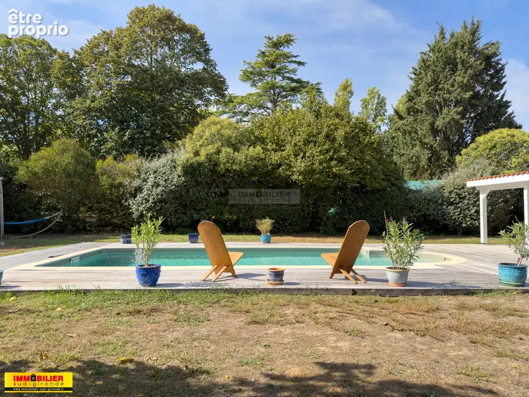 Maison de plain-pied avec piscine chauffée, au calme sur 2 500 m2 face aux bois - photo 4
