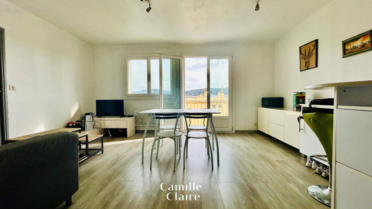 Appartement à AIX-EN-PROVENCE