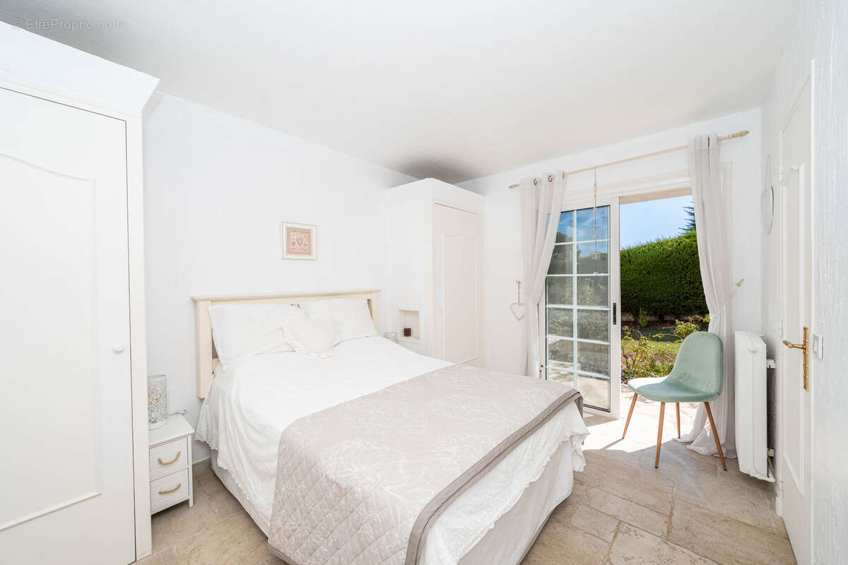 Maison à LA COLLE-SUR-LOUP