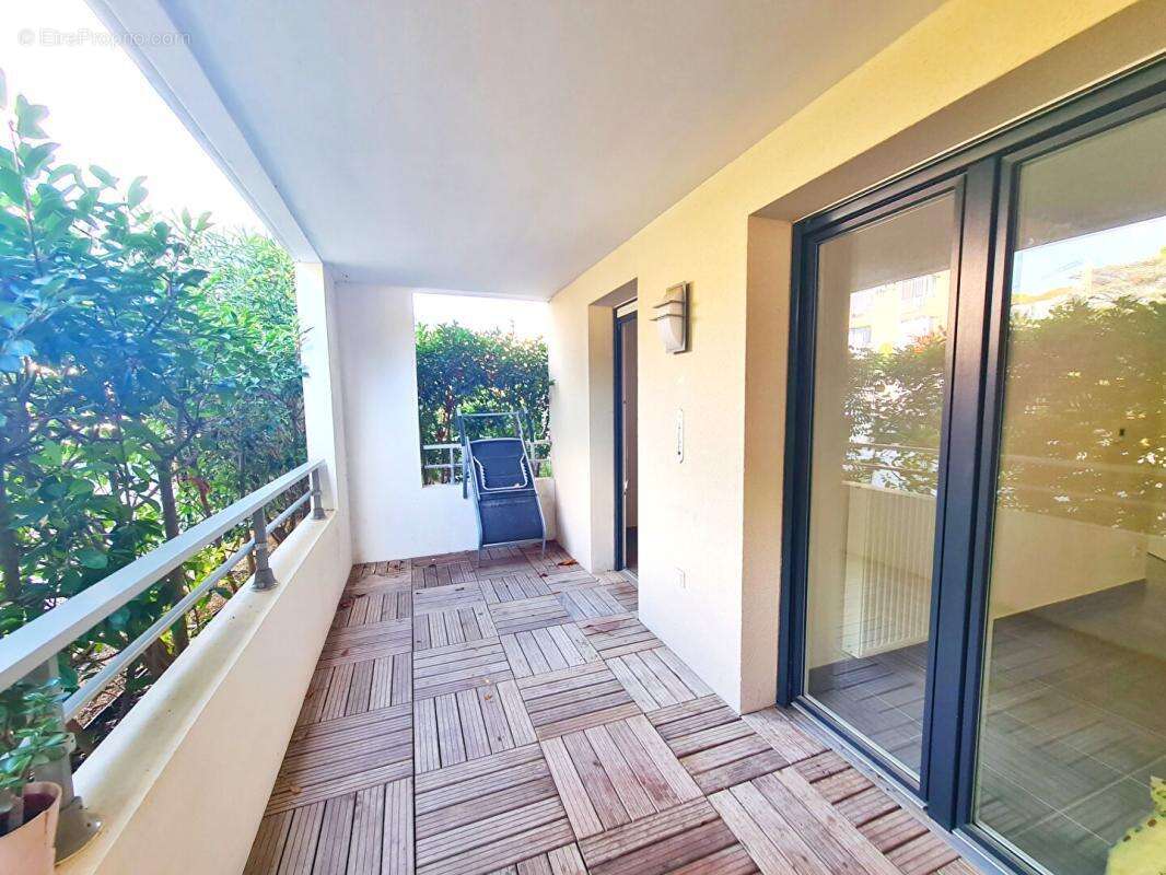 Appartement à SIX-FOURS-LES-PLAGES