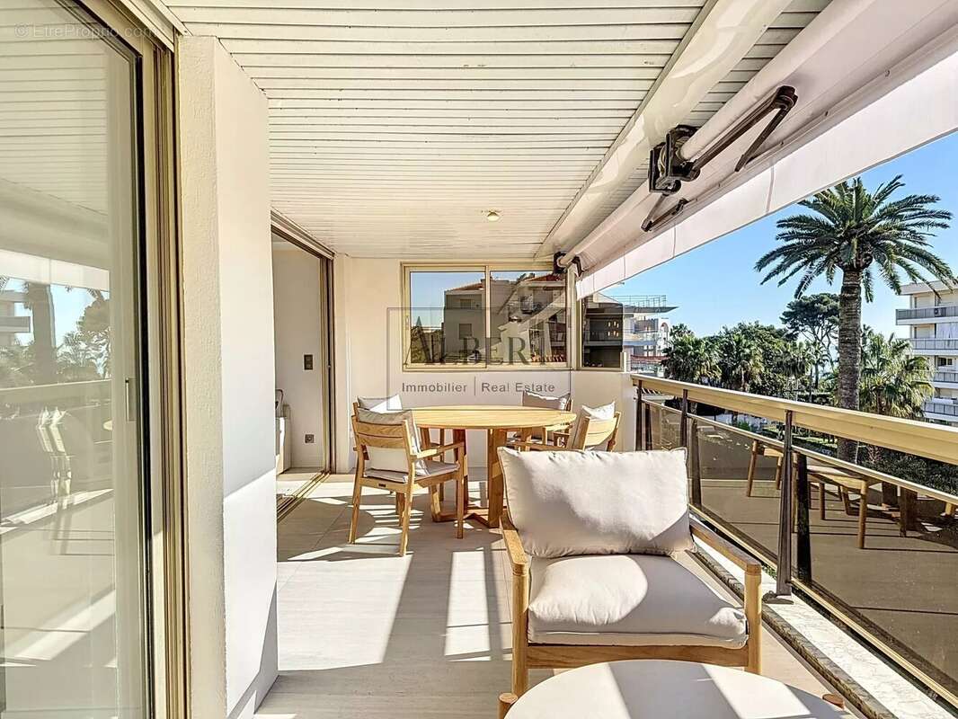 Appartement à CANNES