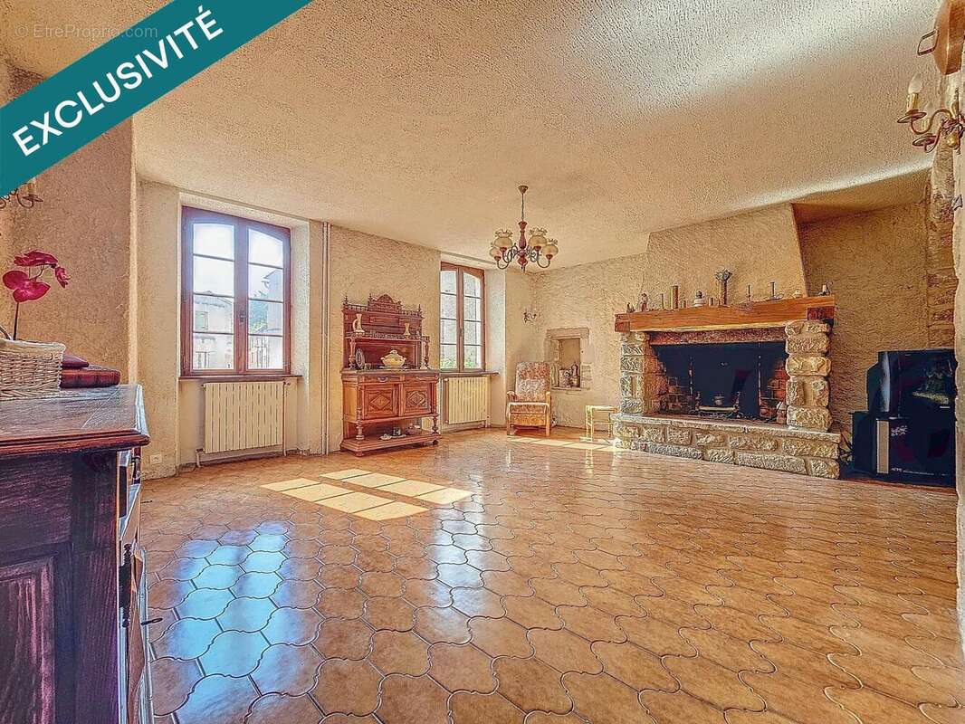 Maison 190 m² à Ceilhes-Et-Rocozels  - photo 2
