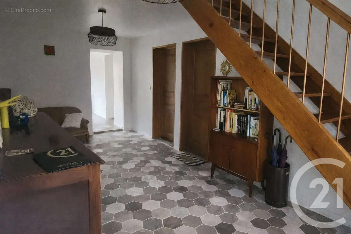 Maison à CERVON