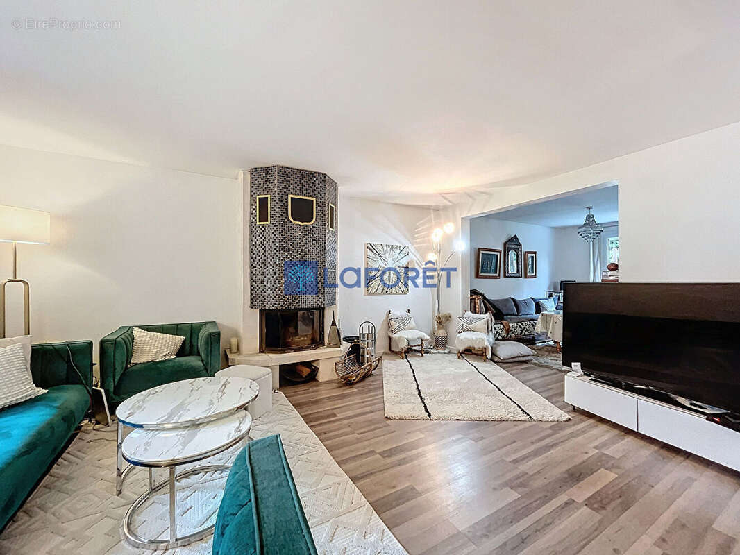 Maison à SAINT-GERMAIN-LES-CORBEIL