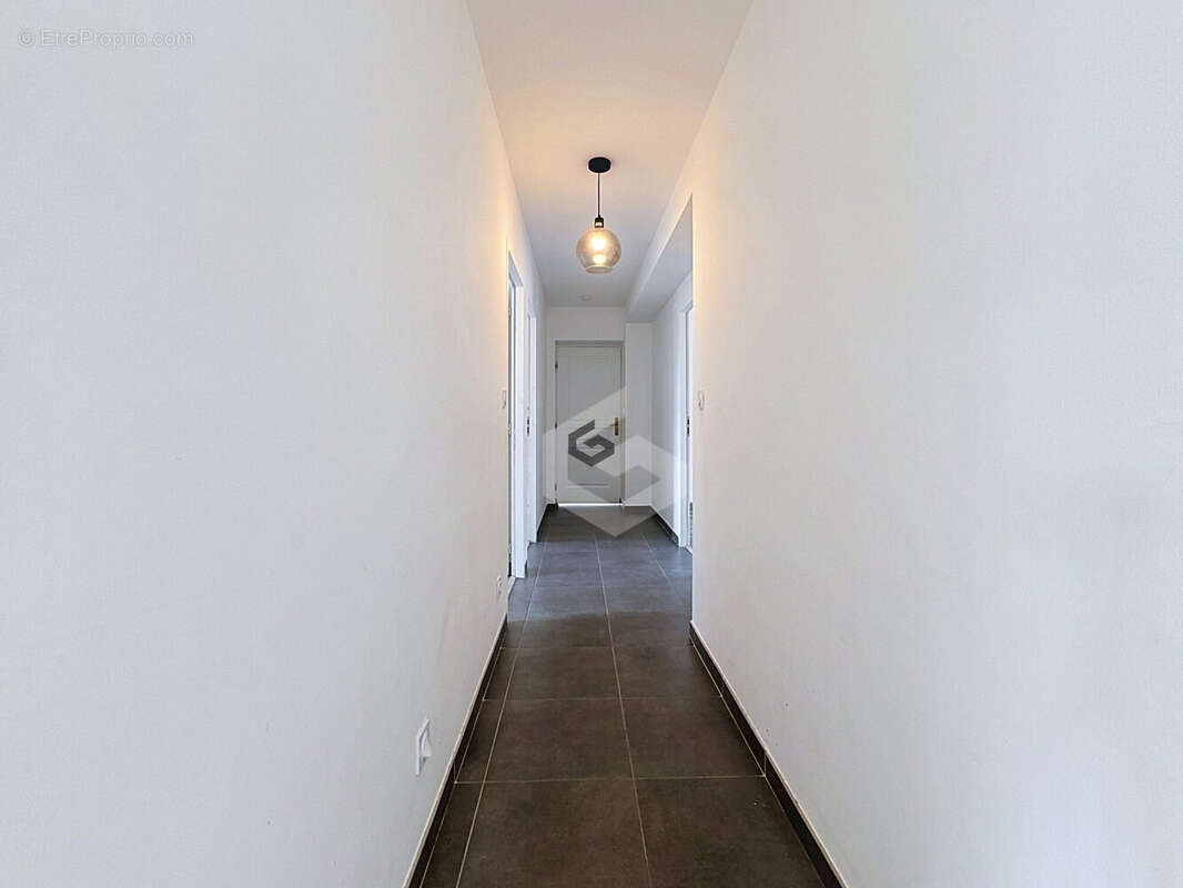 Maison 106 m² à Crouy  - photo 6