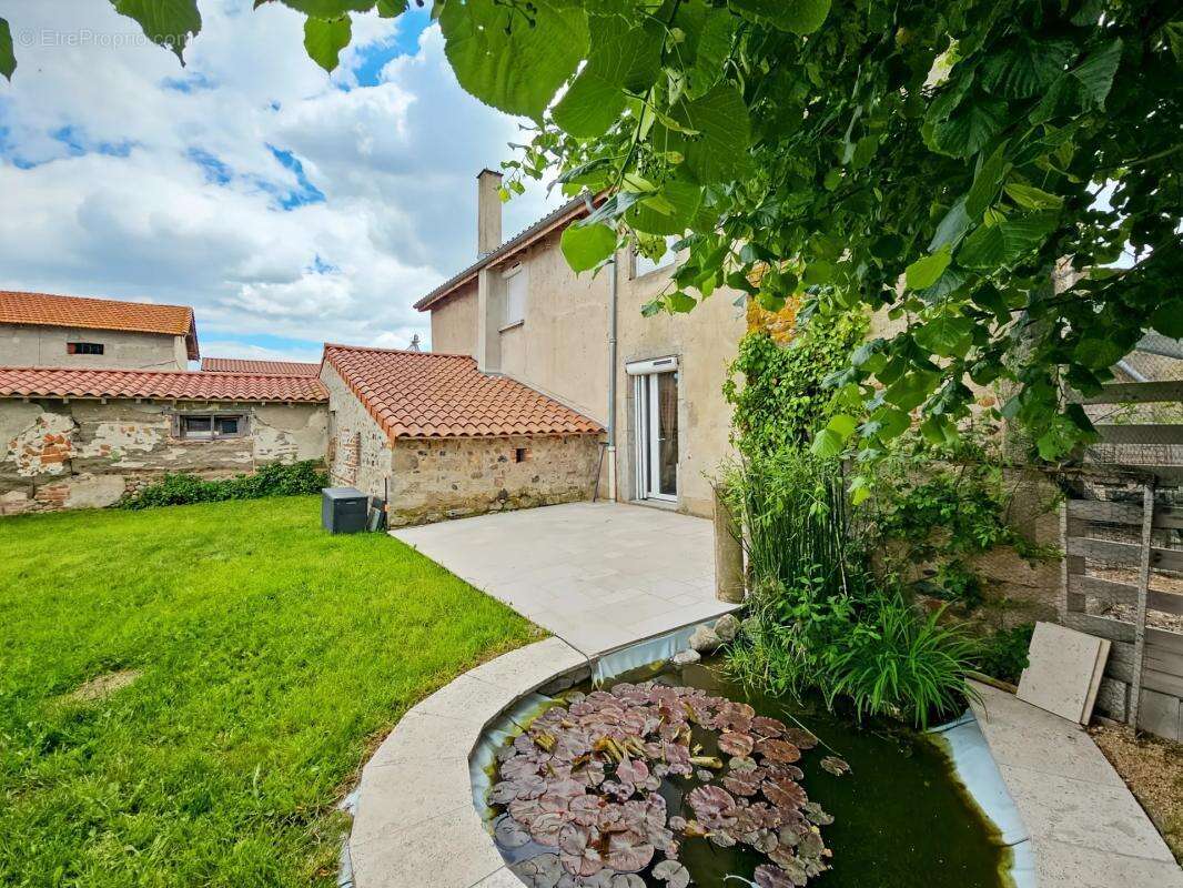 Maison à CHAMBEON