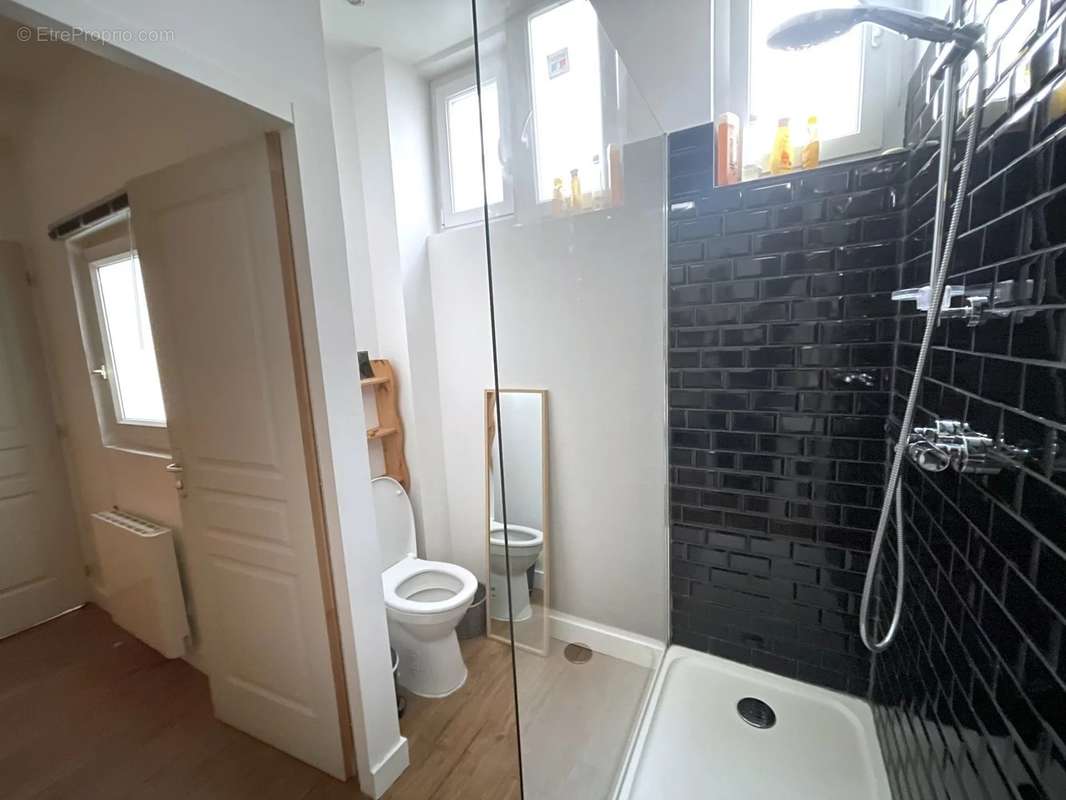 Appartement à LEVALLOIS-PERRET