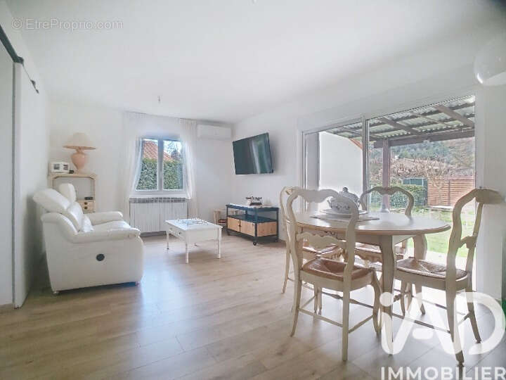 Photo 2 - Maison à TOURNON-SUR-RHONE